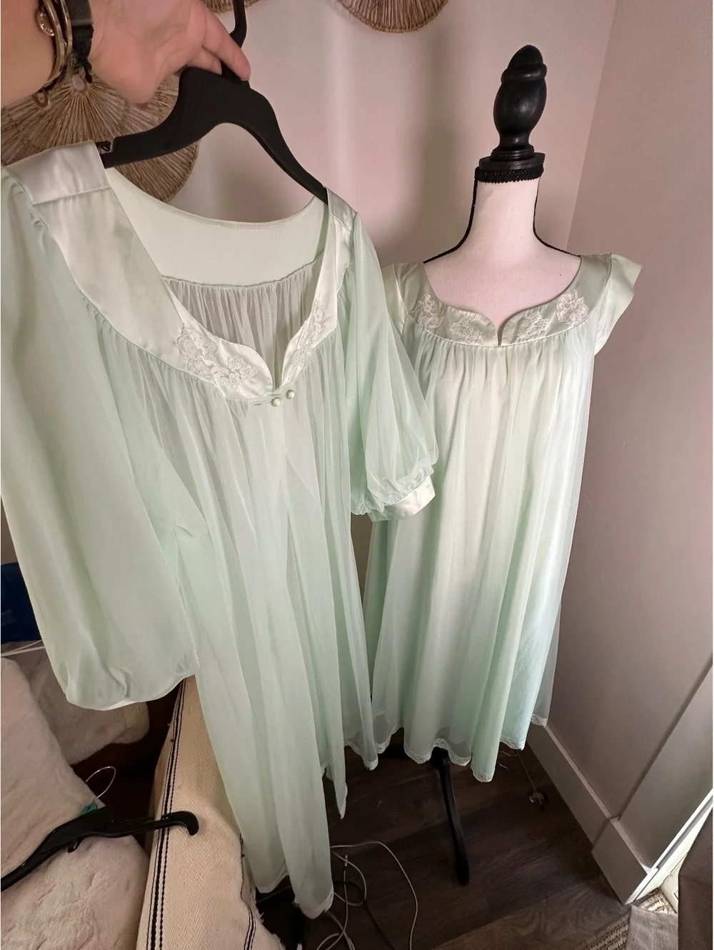 Vintage Shadowline 2-Piece Peignoir Set - Mint Green Nightgown & Robe - Size M